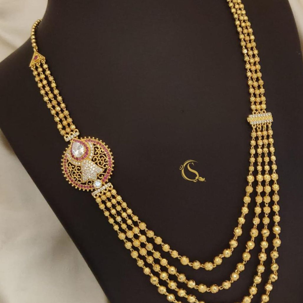 Gold-plated Multi-layer Necklace With Round Designer Pendant