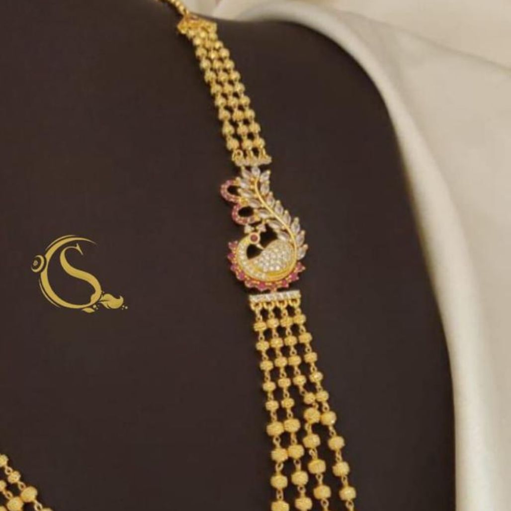 Gold-plated Layered Necklace With Peacock Design Pendant
