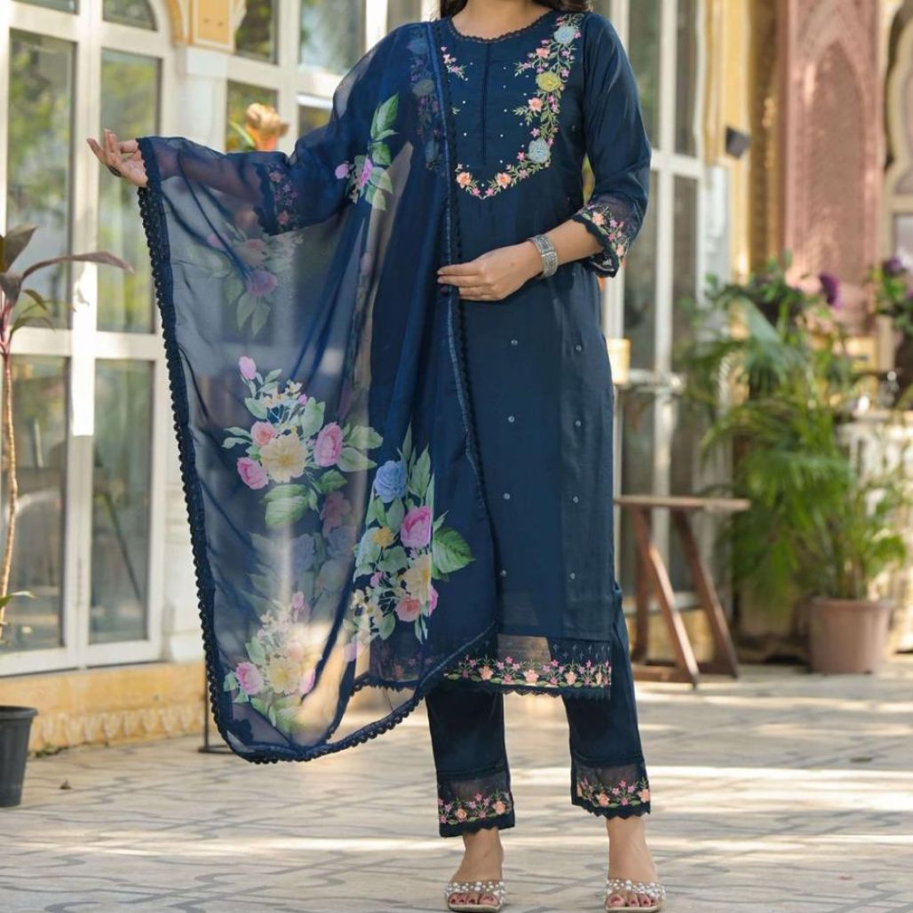 Midnight Floral Elegance Suit Set